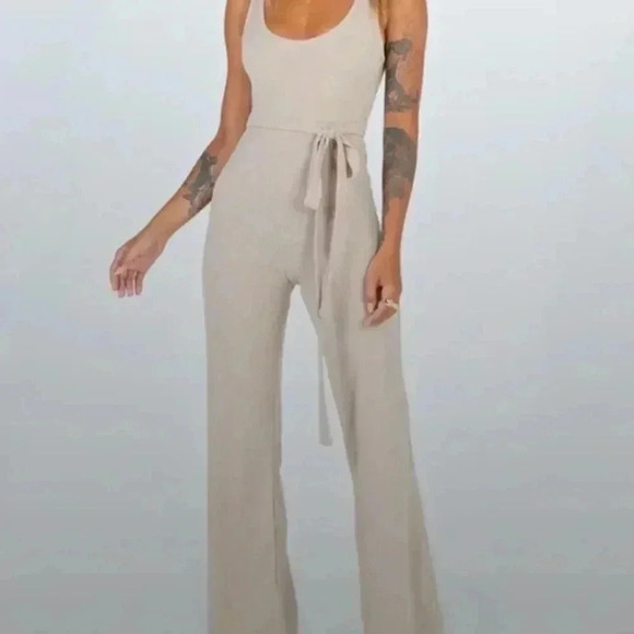 Princess Polly Tan Jumpsuit - Picture 4 of 8
